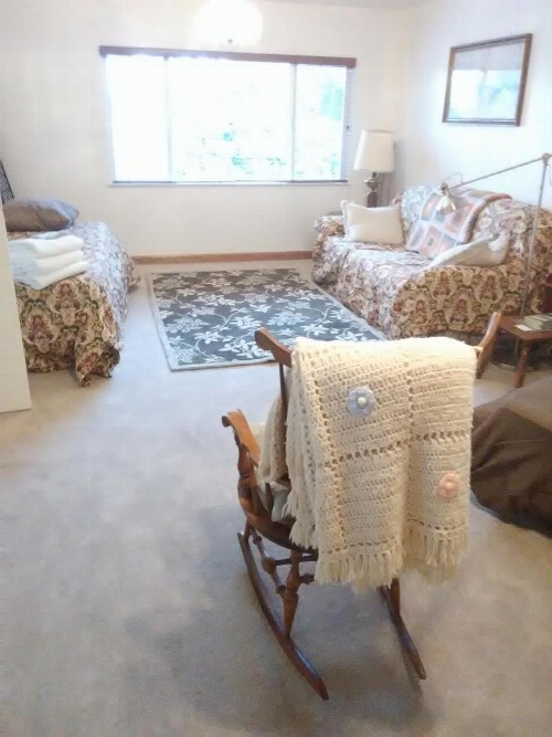 Lakeside Hostel & Guest House image 12