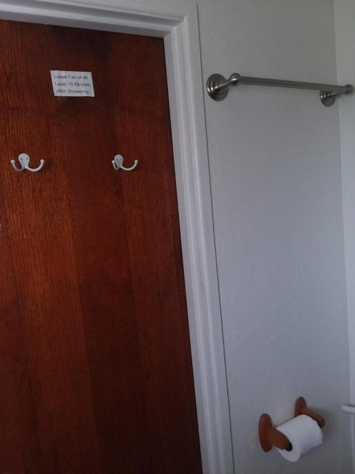 Lakeside Hostel & Guest House image 23