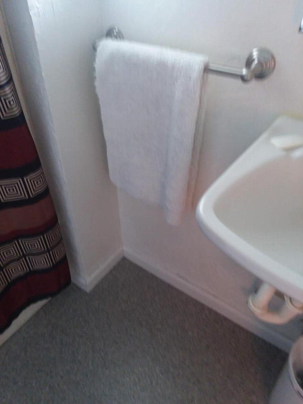 Lakeside Hostel & Guest House Image 24