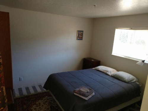 Lakeside Hostel & Guest House image 8